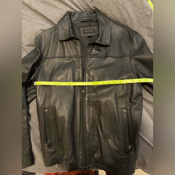 Men’s Leather Jacket - Picture 8 of 9